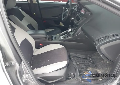 2013 Ford Focus Se z USA, uszkodzony, nr VIN 1FADP3K22DL379736